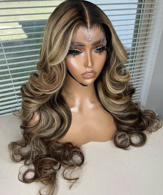 Mina Luxury Top Crown 26"